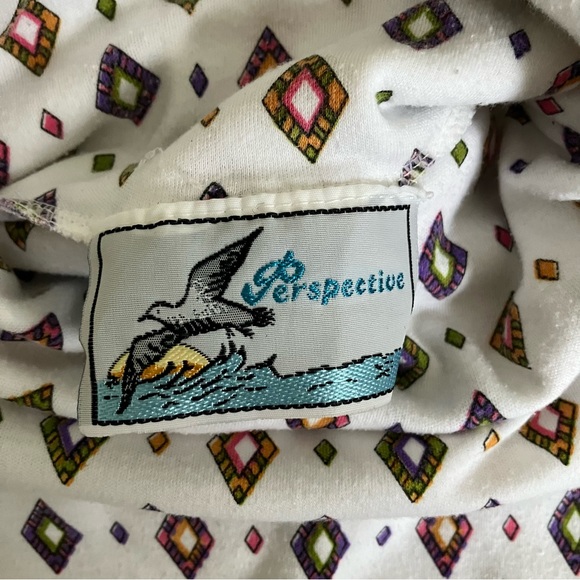 Vintage Diamond Print Soft Turtleneck - Picture 5 of 6